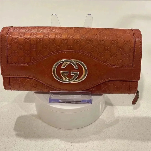 Gucci Women's Brown Leather Zip-Around Wallet with Logo Accents - Picture 1 of 10